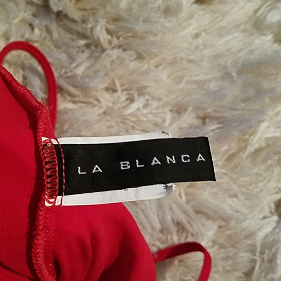 So sexy and flattering bathsuit. - Picture 5 of 6